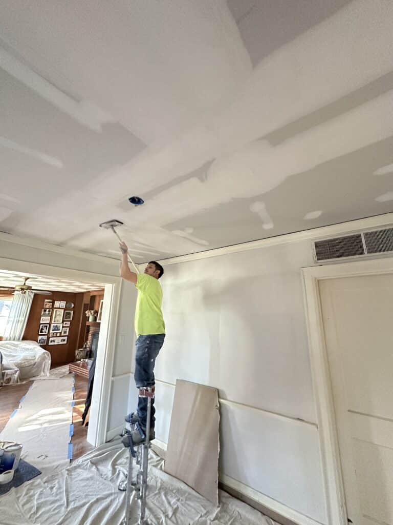 Ceiling drywall installation - Drywall repair Nashville.